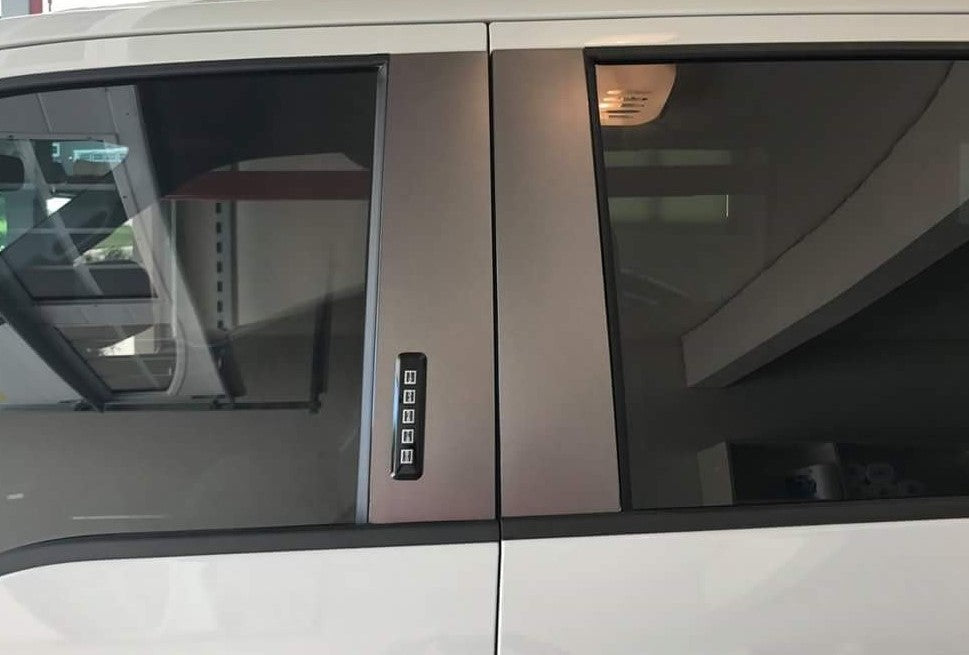 Gen 2 B-Pillar Overlay Set